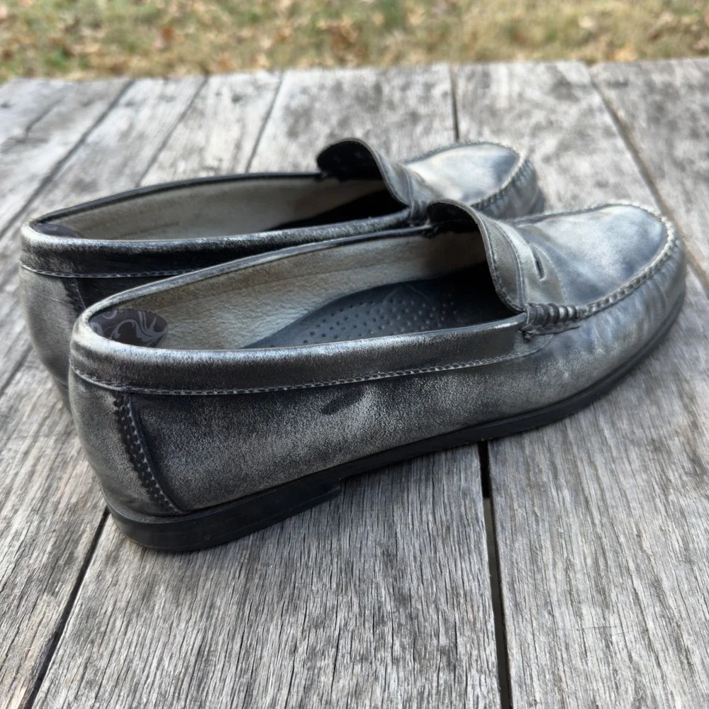 GH Bass Weejuns Wayfarer VII Penny Loafers Mens 9M Metallic Silver Black Leather